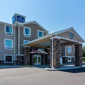 Cobblestone Hotel & Suites - Greenville